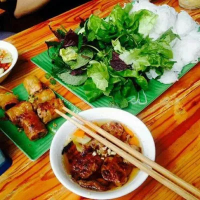 Tô thịt nướng nhìn ngon mắt (Nguồn: Internet) Tô thịt nướng nhìn ngon mắt (Nguồn: Internet)
