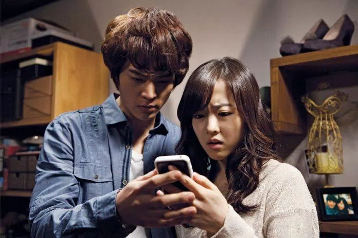 Park Bo Young và Joo Won cùng nhau phá án trong phim (Nguồn: Internet) Park Bo Young và Joo Won cùng nhau phá án trong phim (Nguồn: Internet)