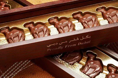 Những miếng sôcôla làm từ sữa lạc đà - đặc sản của Dubai (Ảnh: Internet). Những miếng sôcôla làm từ sữa lạc đà - đặc sản của Dubai (Ảnh: Internet).