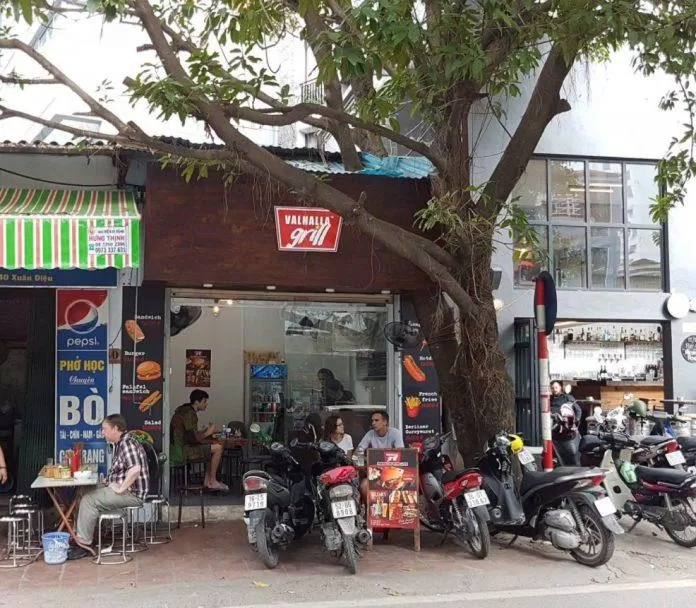 Hình ảnh quán Valhalla Grill (Nguồn: Internet) Hình ảnh quán Valhalla Grill (Nguồn: Internet)
