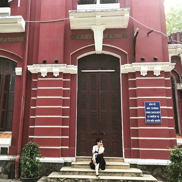 Trường Quốc học là một trong những ngôi trường lâu đời nhất Việt Nam (Nguồn ảnh: Internet)