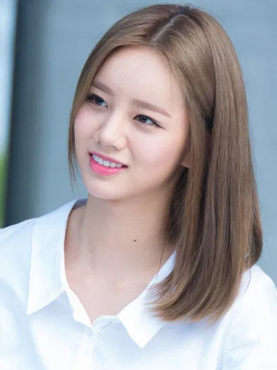 Hyeri có nhóm bạn ấn tượng do tính cách hướng ngoại của mình. (Nguồn: Internet)