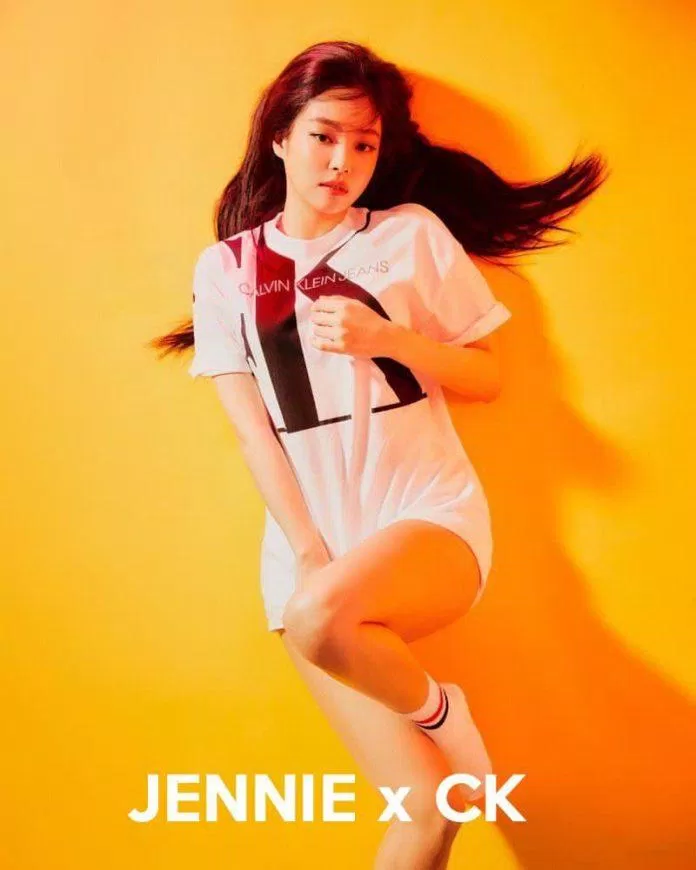 CK Jean đã dành lời khen có cánh cho nữ rapper trên blog của mình: Jennie đã thể hiện các mẫu mã của họ một cách xuất sắc và tạo nên một cơn khủng hoảng hết hàng. (Ảnh: Internet) CK Jean đã dành lời khen có cánh cho nữ rapper trên blog của mình: Jennie đã thể hiện các mẫu mã của họ một cách xuất sắc và tạo nên một cơn khủng hoảng hết hàng. (Ảnh: Internet)