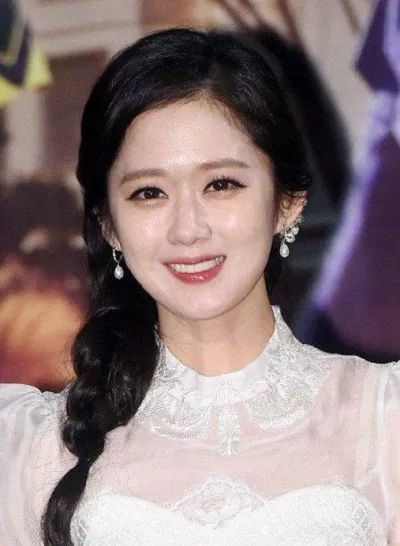 Jang Na Ra sở hữu ngoại hình trẻ trung chỉ như đôi mươi (Nguồn ảnh: Internet). Jang Na Ra sở hữu ngoại hình trẻ trung chỉ như đôi mươi (Nguồn ảnh: Internet).