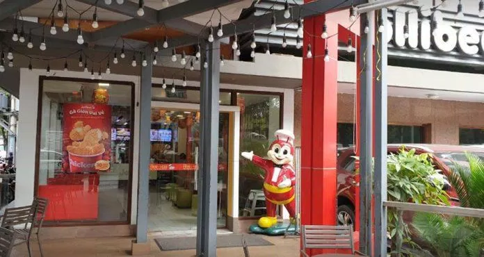 Bên ngoài Jollibee. (Ảnh : Internet).