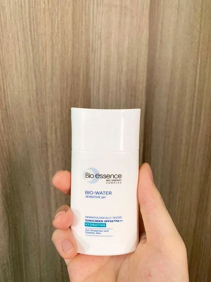 Kem chống nắng Bio-Essence có thiết kế nhỏ gọn (Nguồn: Internet) Kem chống nắng Bio-Essence có thiết kế nhỏ gọn (Nguồn: Internet)