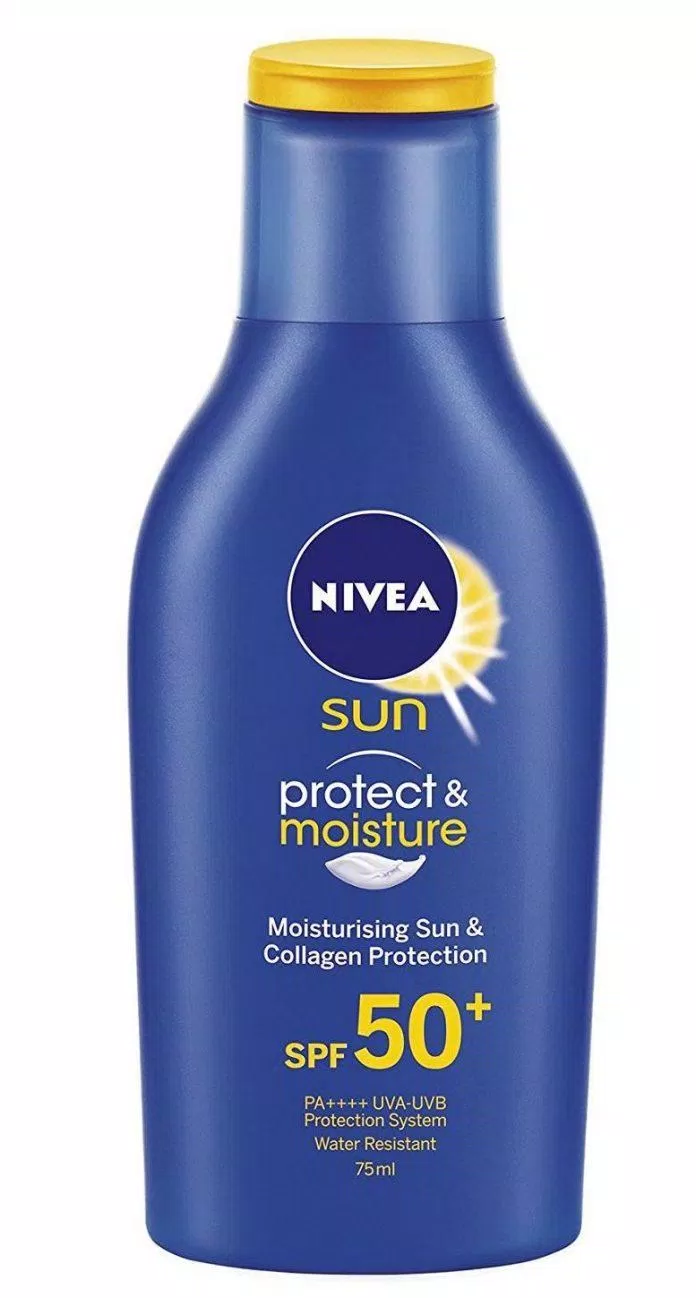 Kem chống nắng Nivea Sun Protect And Moisture có tác dụng cấp ẩm, dưỡng ẩm mạnh mẽ ( Nguồn: internet)