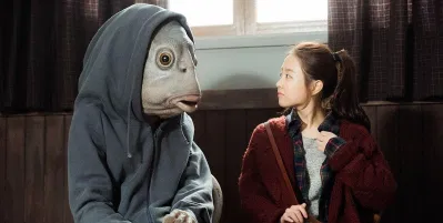 Bạn trai tôi là người cá do Lee Kwang Soo và Park Bo Young đảm nhận vai chính đã gây được sự chú ý của nhiều người. (Ảnh: Internet). Bạn trai tôi là người cá do Lee Kwang Soo và Park Bo Young đảm nhận vai chính đã gây được sự chú ý của nhiều người. (Ảnh: Internet).