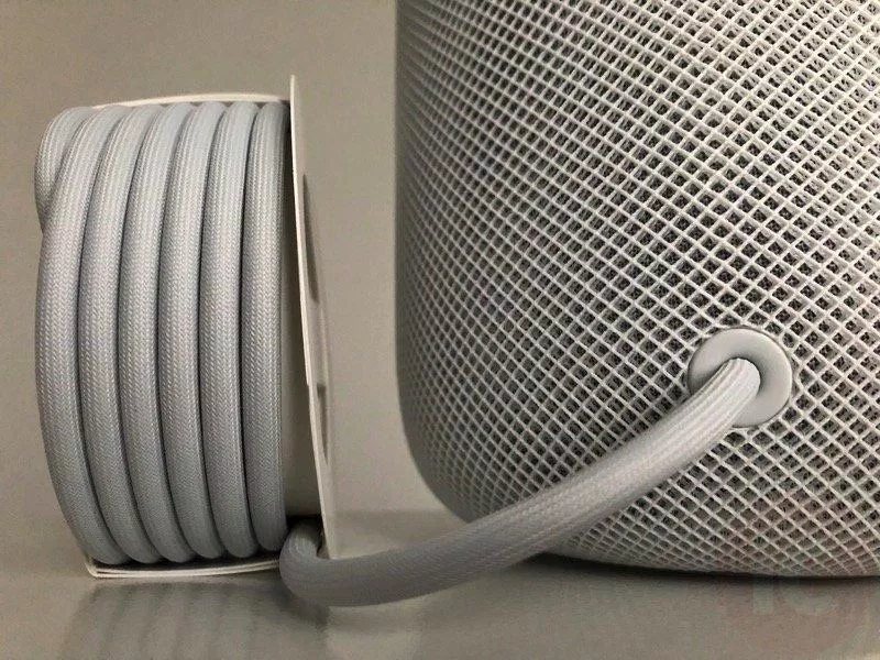 Dây cắm rất chắc chắn của loa HomePod (Ảnh: Internet). Dây cắm rất chắc chắn của loa HomePod (Ảnh: Internet).