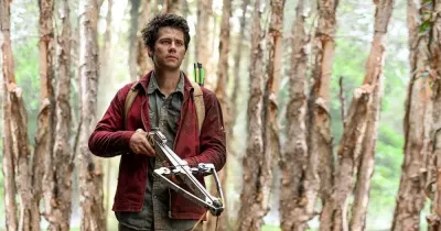 Dylan O’Brien đã có màn thể hiện xuất sắc trong Love and Monters ( Ảnh: Internet )