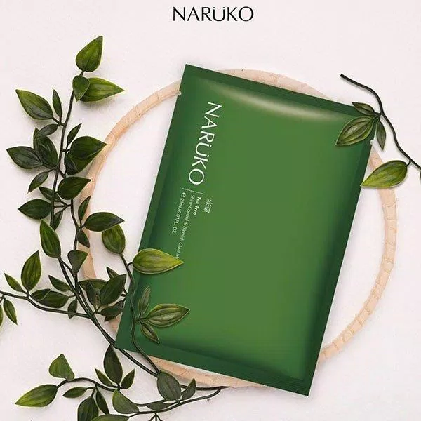 Mặt nạ trị mụn Naruko Tea Tree Shine Control And Blemish Clear Mask với thiết kế tone xanh từ là tràm trà mang đến sự tươi mát và thư giãn ( Nguồn: internet)