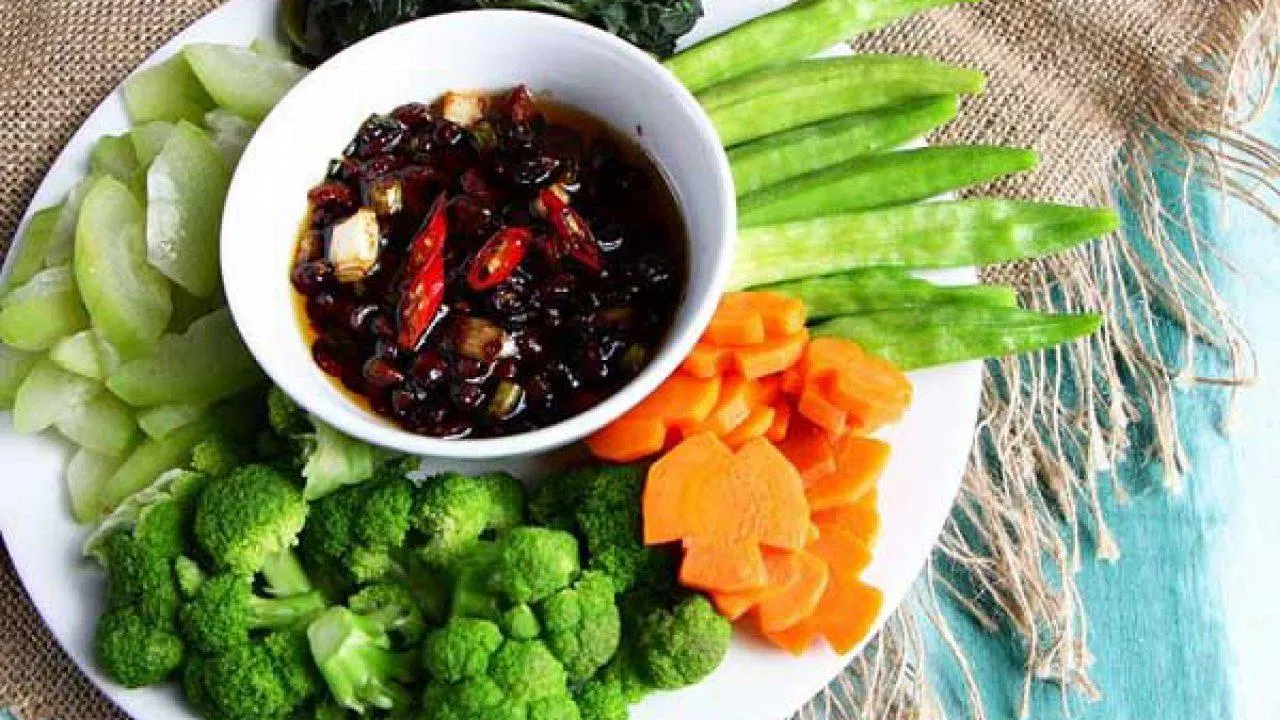 Rau xanh để qua đêm sẽ bị biến chất gây hại cho sức khỏe (Ảnh: Internet). Rau xanh để qua đêm sẽ bị biến chất gây hại cho sức khỏe (Ảnh: Internet).