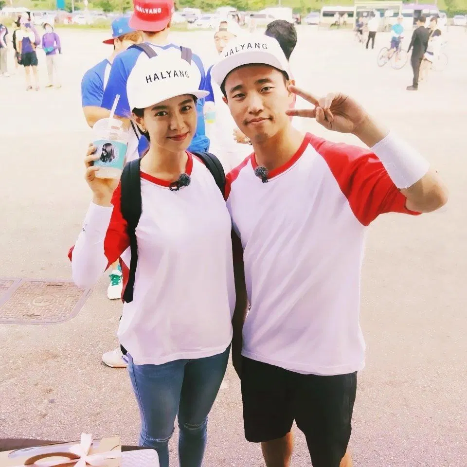 Monday Couple cặp đôi nổi tiếng khắp Châu Á. (Internet). Monday Couple cặp đôi nổi tiếng khắp Châu Á. (Internet).