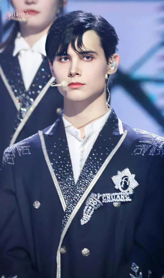 Con người được tổ nghề độ (Nguồn: Internet)