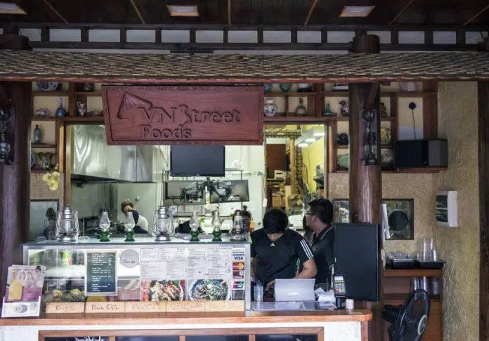 Mặt tiền của nhà hàng VN Street Foods (Ảnh: Internet). Mặt tiền của nhà hàng VN Street Foods (Ảnh: Internet).
