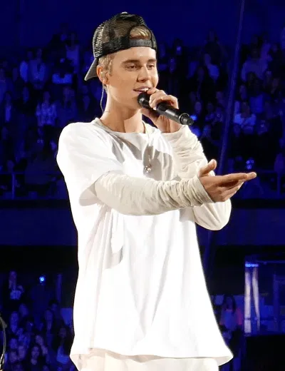 Justin Bieber sở hữu 43 mối tình ở tuổi 27. (Nguồn: Internet) Justin Bieber sở hữu 43 mối tình ở tuổi 27. (Nguồn: Internet)