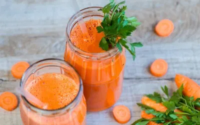 Cần tây kết hợp với nhiều loại rau củ tạo nên thức uống đẹp da giữ dáng (Ảnh: Internet). Cần tây kết hợp với nhiều loại rau củ tạo nên thức uống đẹp da giữ dáng (Ảnh: Internet).