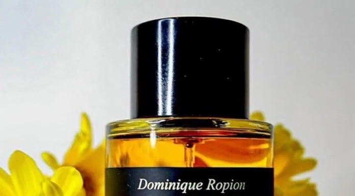 Nước hoa Frederic Malle Carnal Flower Eau de Parfum (Nguồn: Internet) Nước hoa Frederic Malle Carnal Flower Eau de Parfum (Nguồn: Internet)
