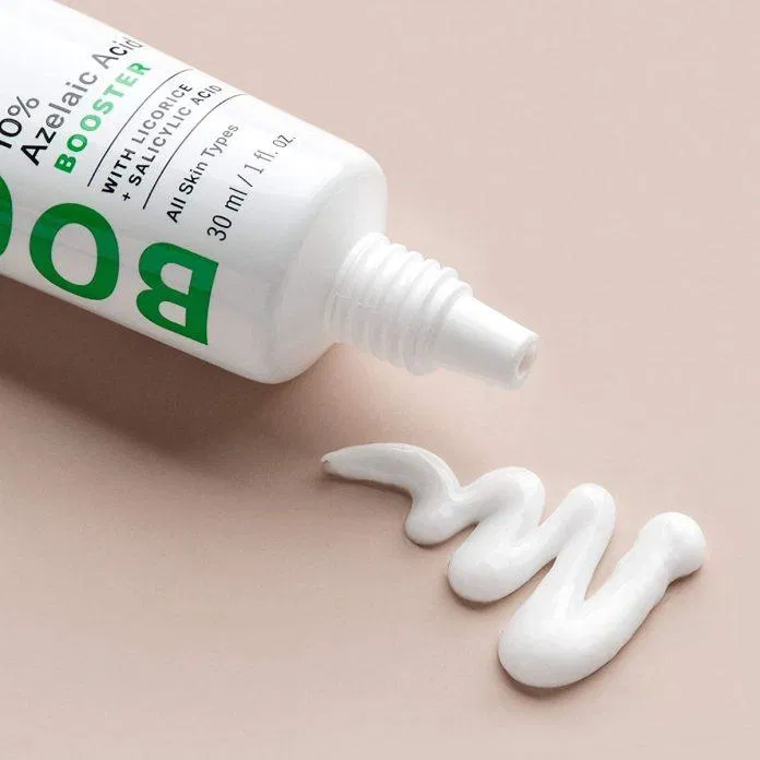 Paula’s Choice 10% Azelaic Acid Booster có kết cấu dạng kem gel, mềm mịn và thấm khá nhanh (Nguồn: Internet) Paula’s Choice 10% Azelaic Acid Booster có kết cấu dạng kem gel, mềm mịn và thấm khá nhanh (Nguồn: Internet)