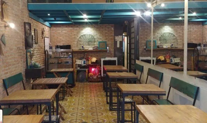 Không gian độc lạ của quán bún chả 145 (Nguồn: Internet) Không gian độc lạ của quán bún chả 145 (Nguồn: Internet)