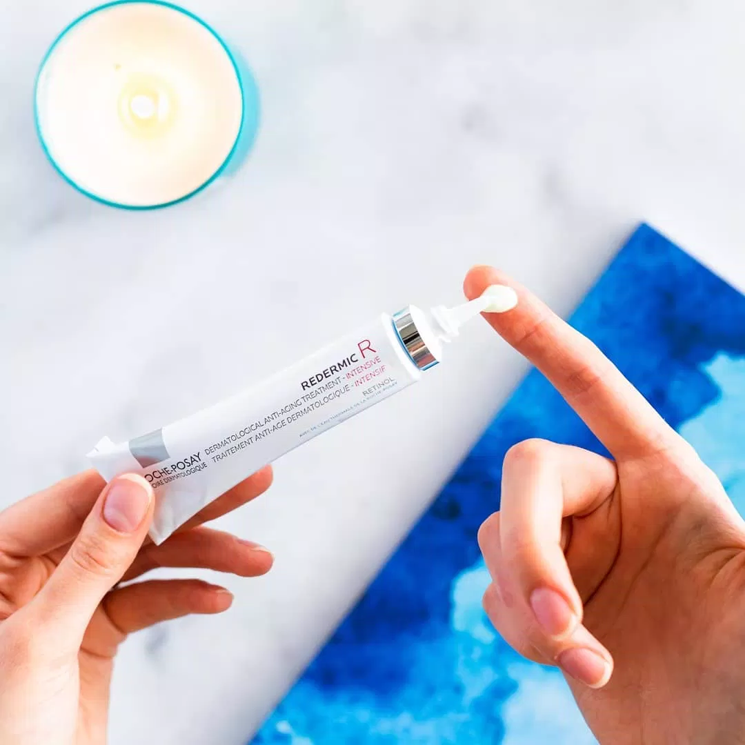 La Roche Posay Redermic R Anti-Wrinkle Treatment có bao bì vỏ nhôm chắc chắn (Nguồn: Internet)