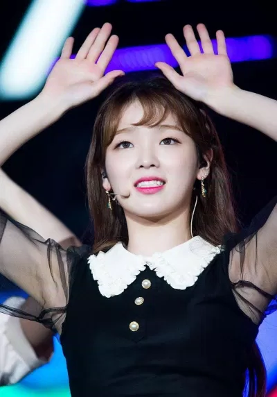 Seunghee cho hay cô đã học được rất nhiều từ nỗ lực của V và Jimin (Ảnh: Internet). Seunghee cho hay cô đã học được rất nhiều từ nỗ lực của V và Jimin (Ảnh: Internet).