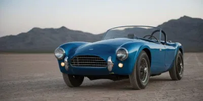 Mẫu xe Shelby 260 Cobra năm 1962 (Ảnh: Internet). Mẫu xe Shelby 260 Cobra năm 1962 (Ảnh: Internet).