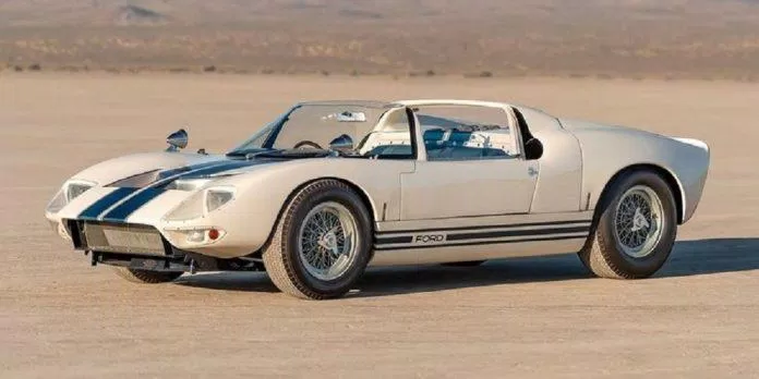 Mẫu xe Ford GT40 Roadster 1965 (Ảnh: Internet). Mẫu xe Ford GT40 Roadster 1965 (Ảnh: Internet).