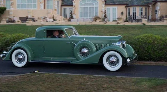 Mẫu xe Packard Twelve Custom Staticular Coupe (Ảnh: Internet). Mẫu xe Packard Twelve Custom Staticular Coupe (Ảnh: Internet).