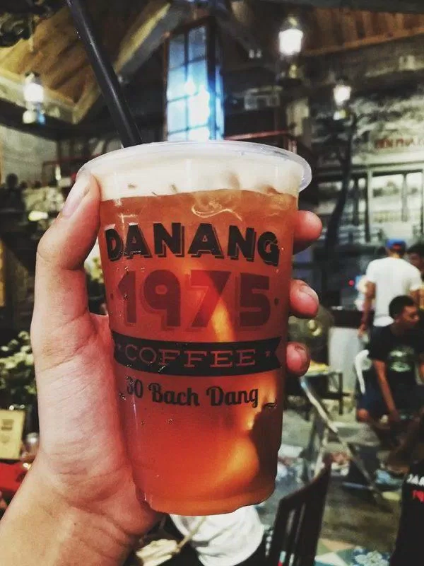 Trở lại tuổi thơ với quán Cafe1975 (Ảnh: Internet)