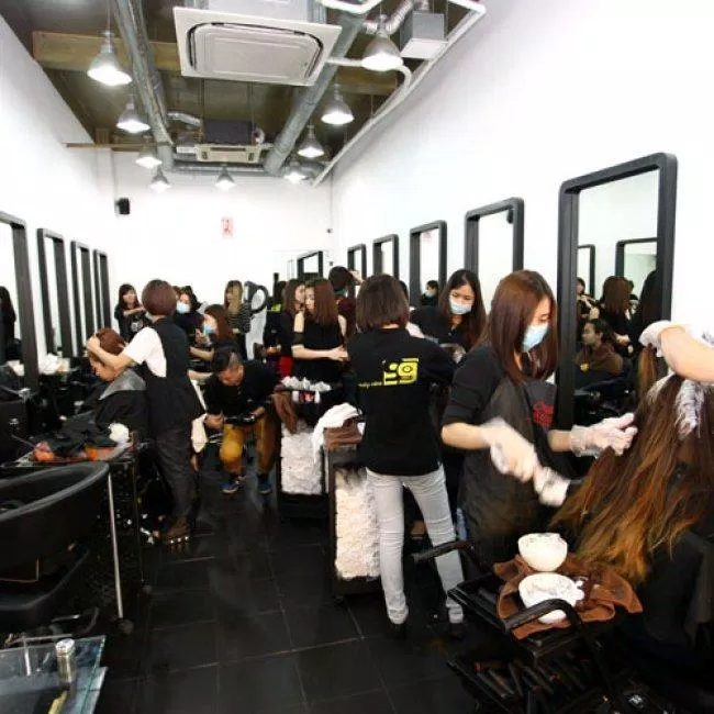 Các chi nhánh của Salon luôn trong tình trạng đông khách (Ảnh: Internet) Các chi nhánh của Salon luôn trong tình trạng đông khách (Ảnh: Internet)
