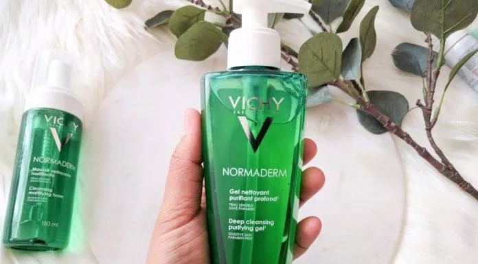 Sữa rửa mặt Vichy Normaderm Deep Cleansing Gel có phần cỏ xanh bắt mắt (Nguồn: Internet)