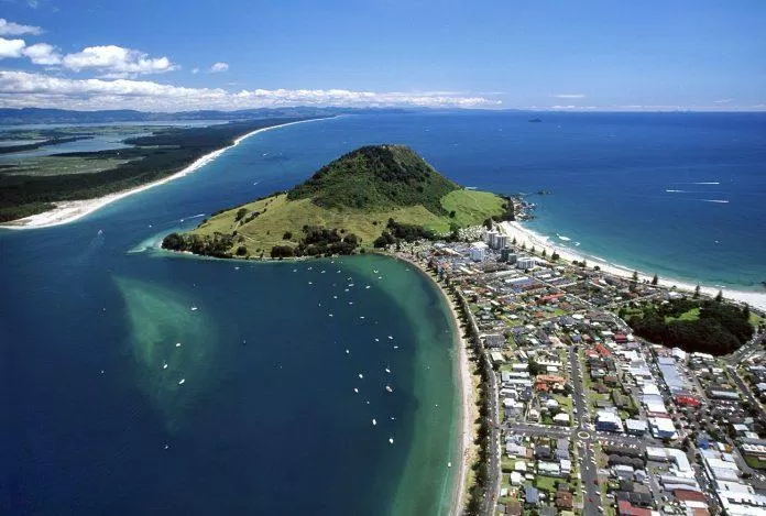Vịnh Plenty, nơi trồng rất nhiều kiwi của New Zealand (ảnh: Internet).