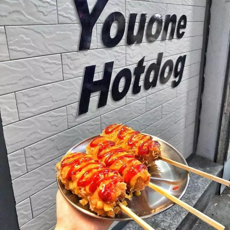 Đồ ăn tại Youone Hotdog. (Nguồn: Internet)