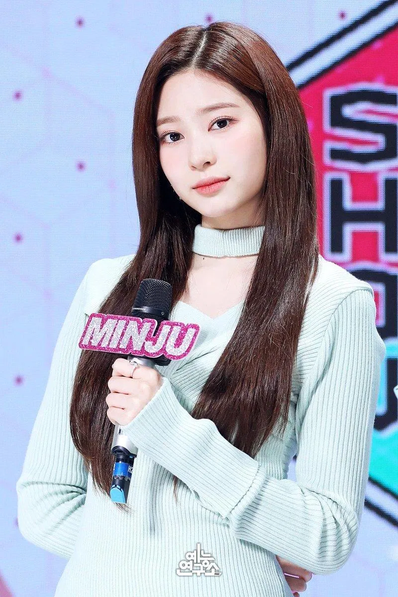 Vẻ đẹp của Kim Minju được ví như tiểu thư nhà danh giá. (Nguồn: Internet)