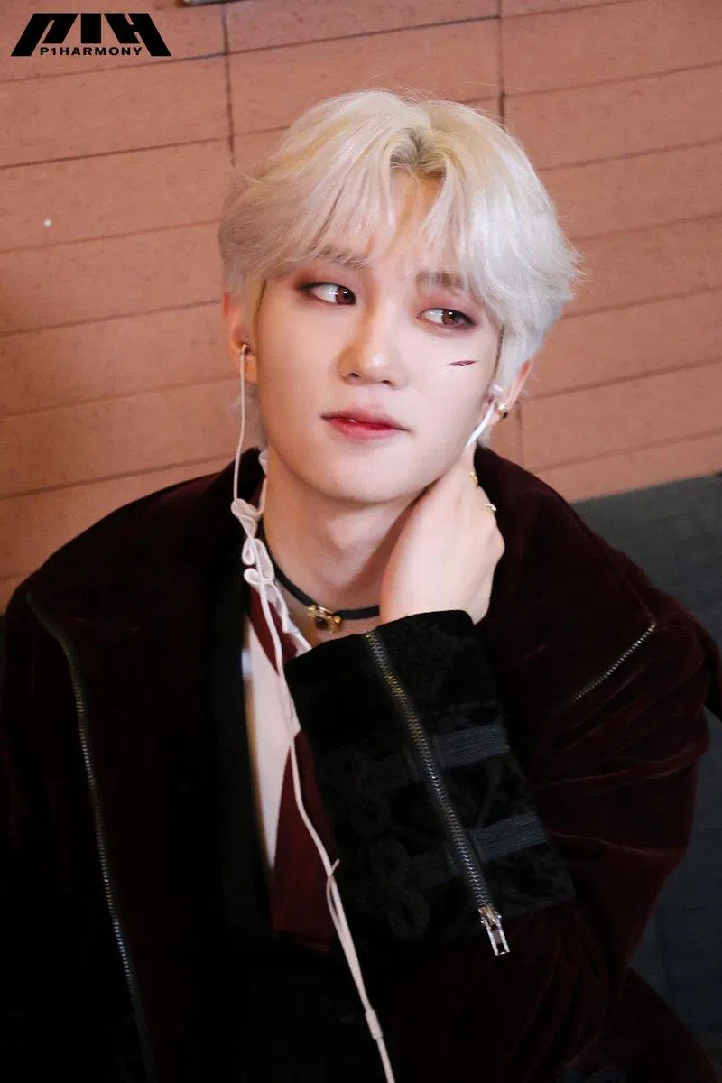 Theo (P1Harmony) sinh ngày 1/7/2001 và sắp tới sẽ tròn 20 tuổi. (Nguồn: Internet)