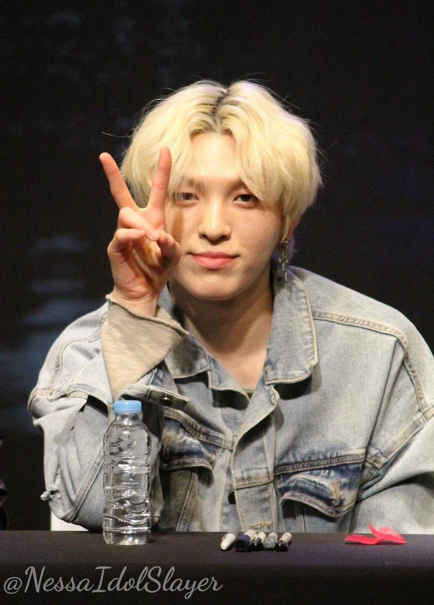 Heechan (DKB) sinh ngày 31/7/1999 và sẽ tròn 22 tuổi vào năm nay.