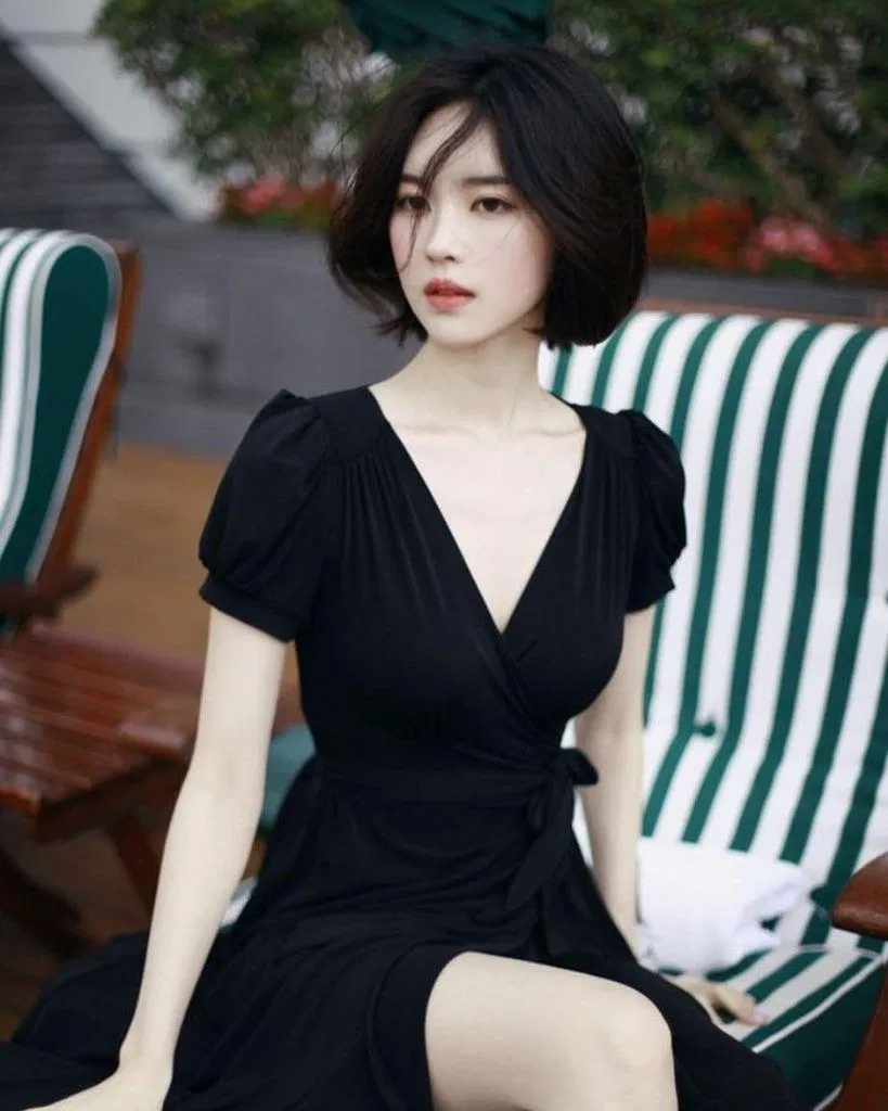 Với ngoại hình nổi trội của Yoon Sun Young, có lẽ không có gì quá ngạc nhiên khi cả 3 công ty SM Entertainment, JYP Entertainment và YG Entertainment đều muốn ký hợp đồng với cô. (Nguồn: Internet)