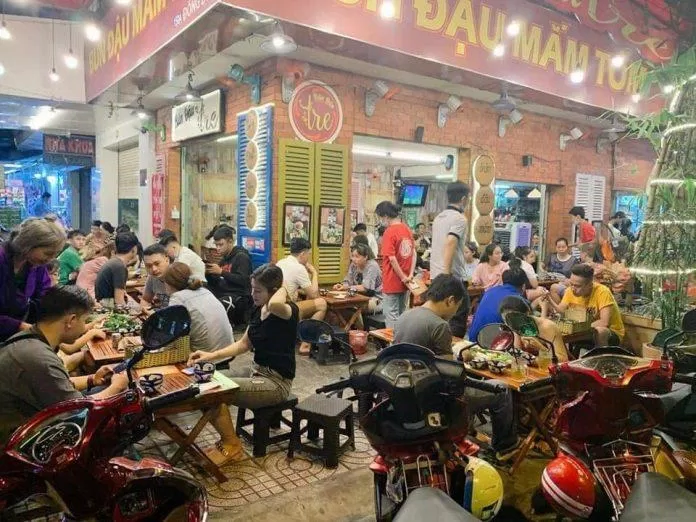 Không gian của Bún đậu mắm tôm Tre Quán (ảnh: internet)
