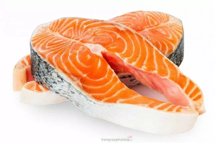 Cá hồi giàu vitamin D (Nguồn: Internet).