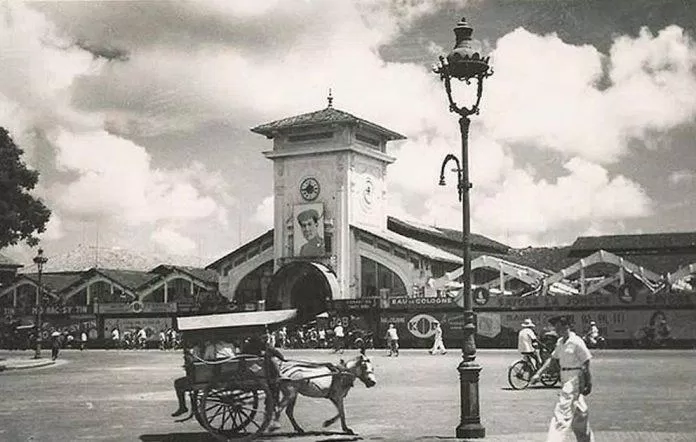 Chợ Bến Thành năm 1966. (Ảnh: Internet). Chợ Bến Thành năm 1966. (Ảnh: Internet).
