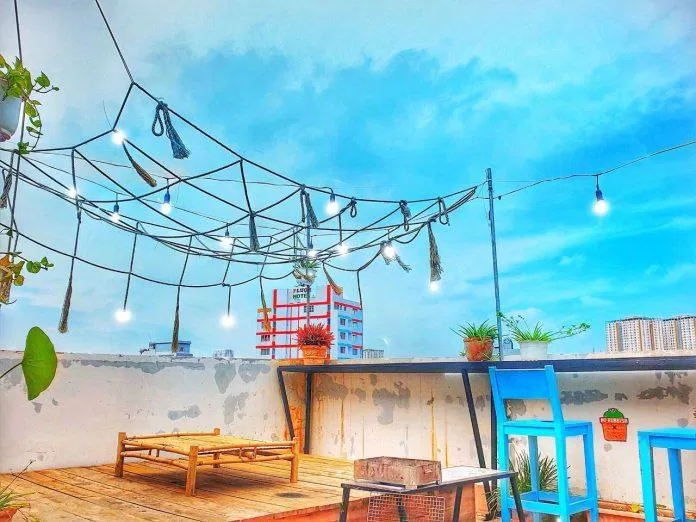 Sân thượng là địa điểm yêu thích tại Cỏ Mây Homestay của nhiều du khách (ảnh: internet)
