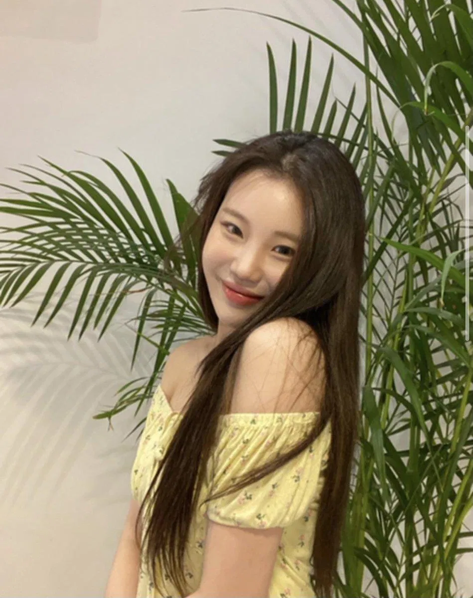 JooE (MOMOLAND) lọt top 25 dancer nữ xuất sắc nhất KPOP do fans bình chọn. (Nguồn: Internet)