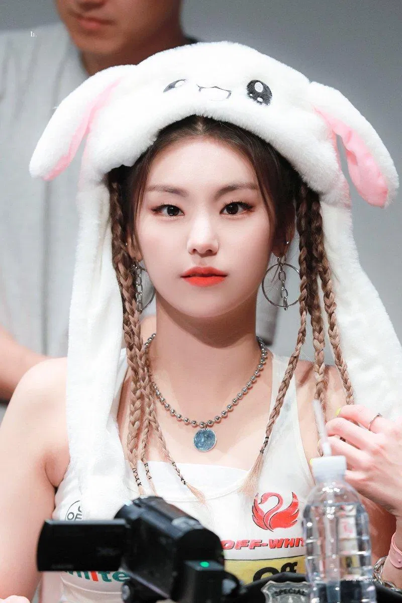 Yeji (ITZY) lọt top 25 dancer nữ xuất sắc nhất KPOP do fans bình chọn. (Nguồn: Internet)