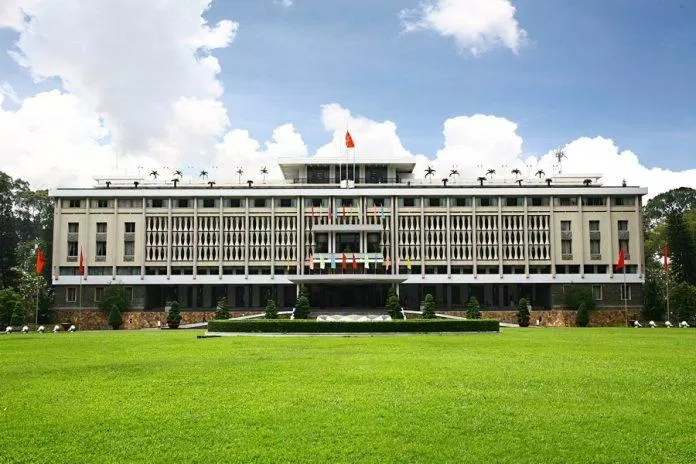 Và Dinh Độc Lập ngày nay đã trở thành một chứng nhân lịch sử. (Ảnh: Internet) Và Dinh Độc Lập ngày nay đã trở thành một chứng nhân lịch sử. (Ảnh: Internet)