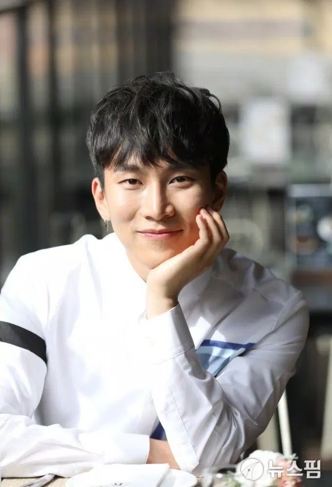 Eunkwang (BTOB) là một trong những giọng ca xuất sắc nhất K-Pop. (Nguồn: Internet)