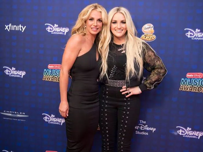 Britney Spears và em gái.  (Ảnh: Internet)