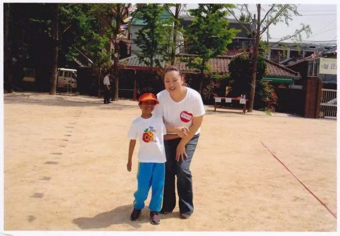 Han Hyun Min có cha là người Nigeria và mẹ là người Hàn Quốc (Ảnh: Internet). Han Hyun Min có cha là người Nigeria và mẹ là người Hàn Quốc (Ảnh: Internet).