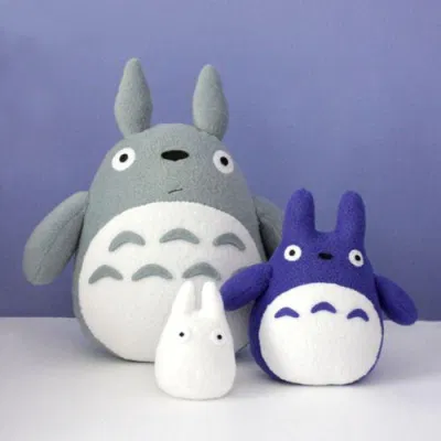 Totoro nhồi bông là mặt hàng bán rất chạy (Ảnh: Internet). Totoro nhồi bông là mặt hàng bán rất chạy (Ảnh: Internet).