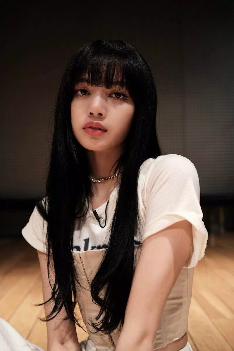 Lisa (BLACKPINK) có thể nói 4 thứ tiếng: Tiếng Thái, tiếng Hàn, tiếng Anh và tiếng Nhật. (Nguồn: Internet)